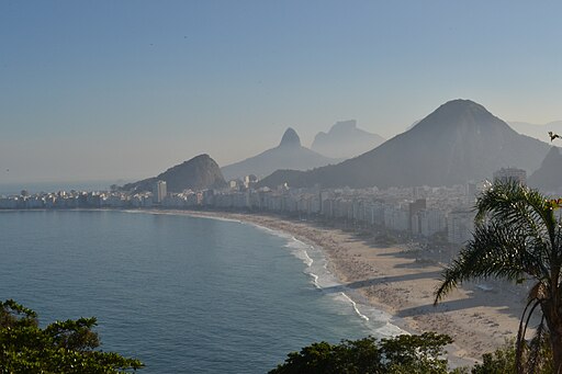 Copacabana_view_from_Forte_of_Leme