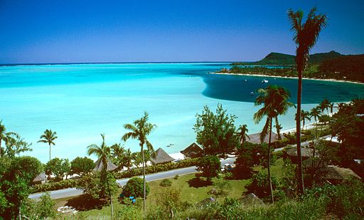 Matira_Beach,_Bora_Bora